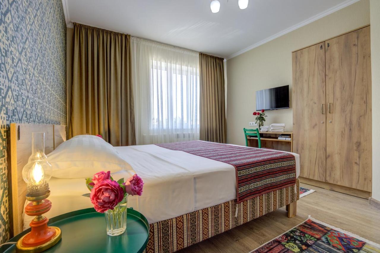 Ordo Hotel Каракол Екстериор снимка