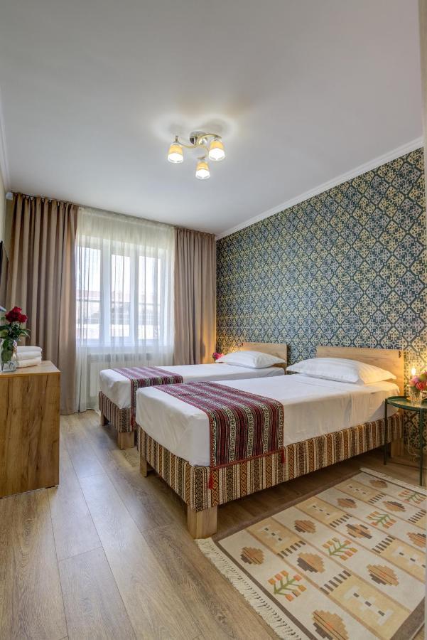 Ordo Hotel Каракол Екстериор снимка